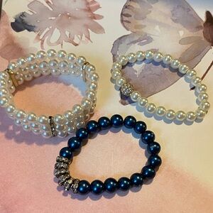 Elegant Pearl and Blue Beaded Bracelet Set